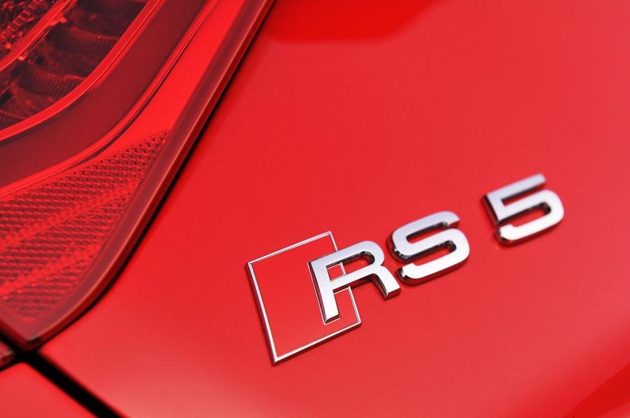 Логотип Audi RS5 Coupe 2012 года  (NA) (фото 76 из 104)